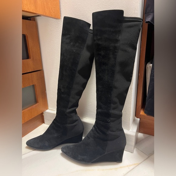 Stuart weitzman 7.5 suede boots! - Picture 2 of 3